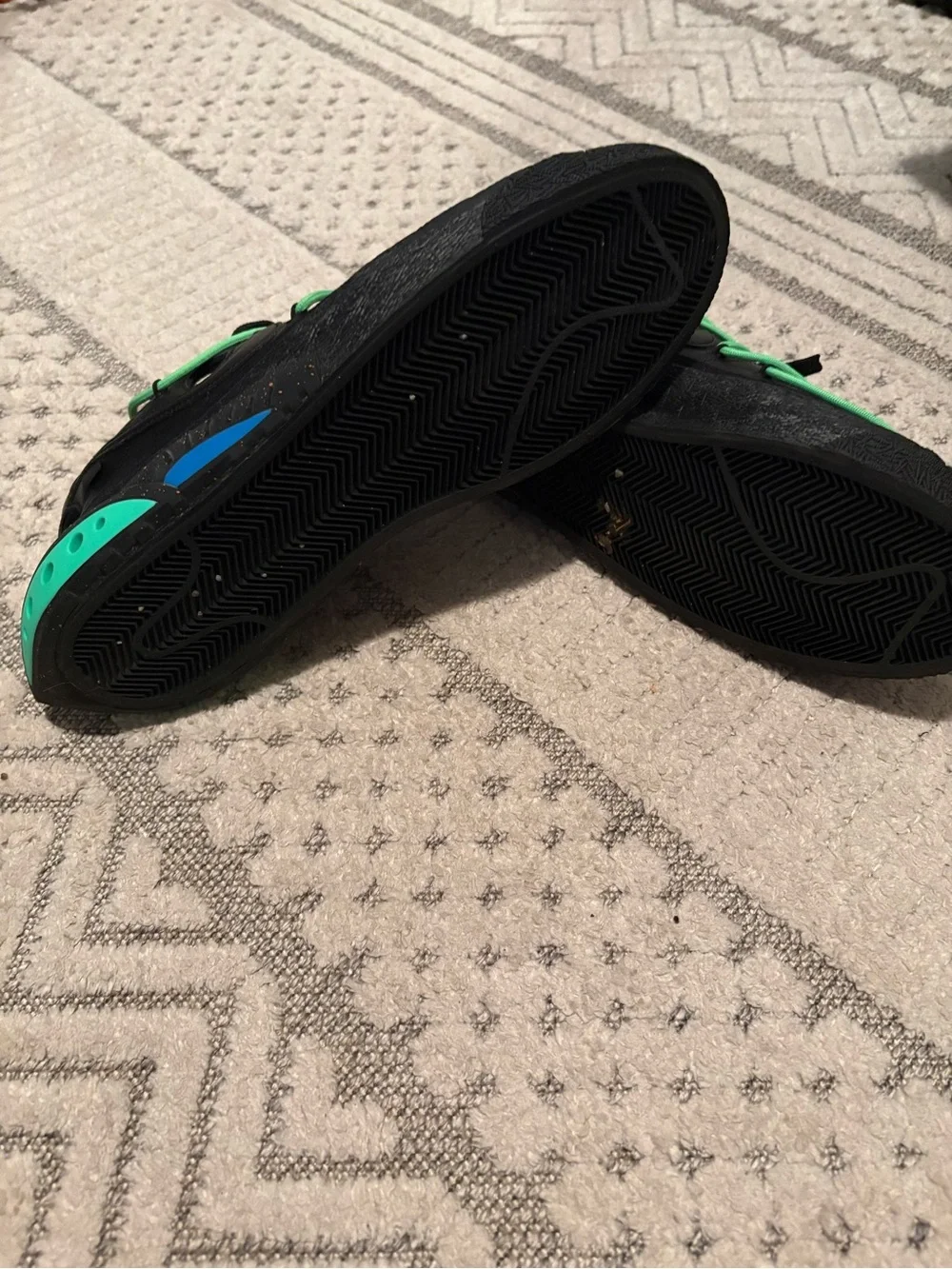 NIKE x Off White Blazer Low x Off-White Black and Electro Green Mens 11.5